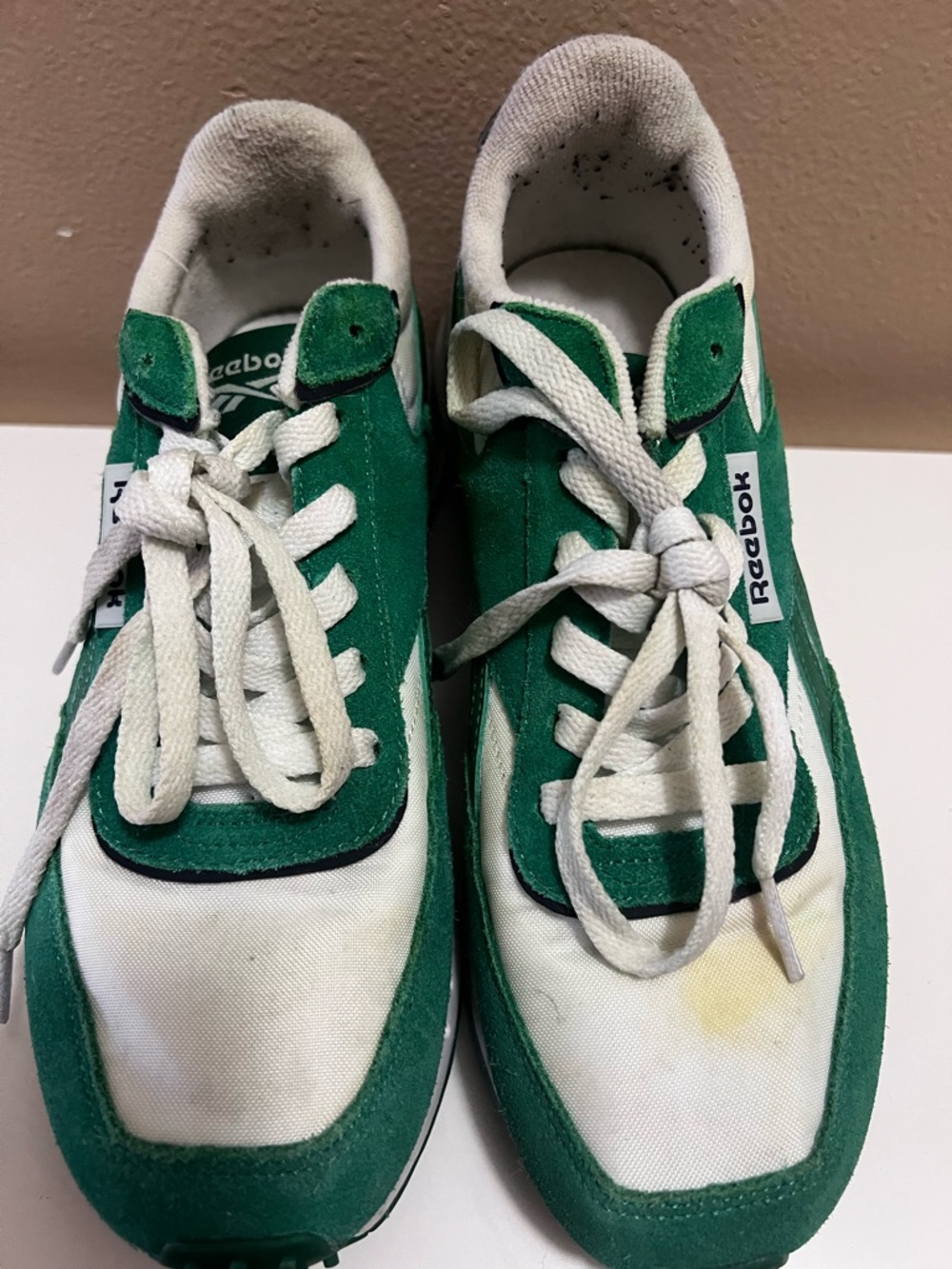 Reebok Classics – White & Green – Women’s 8